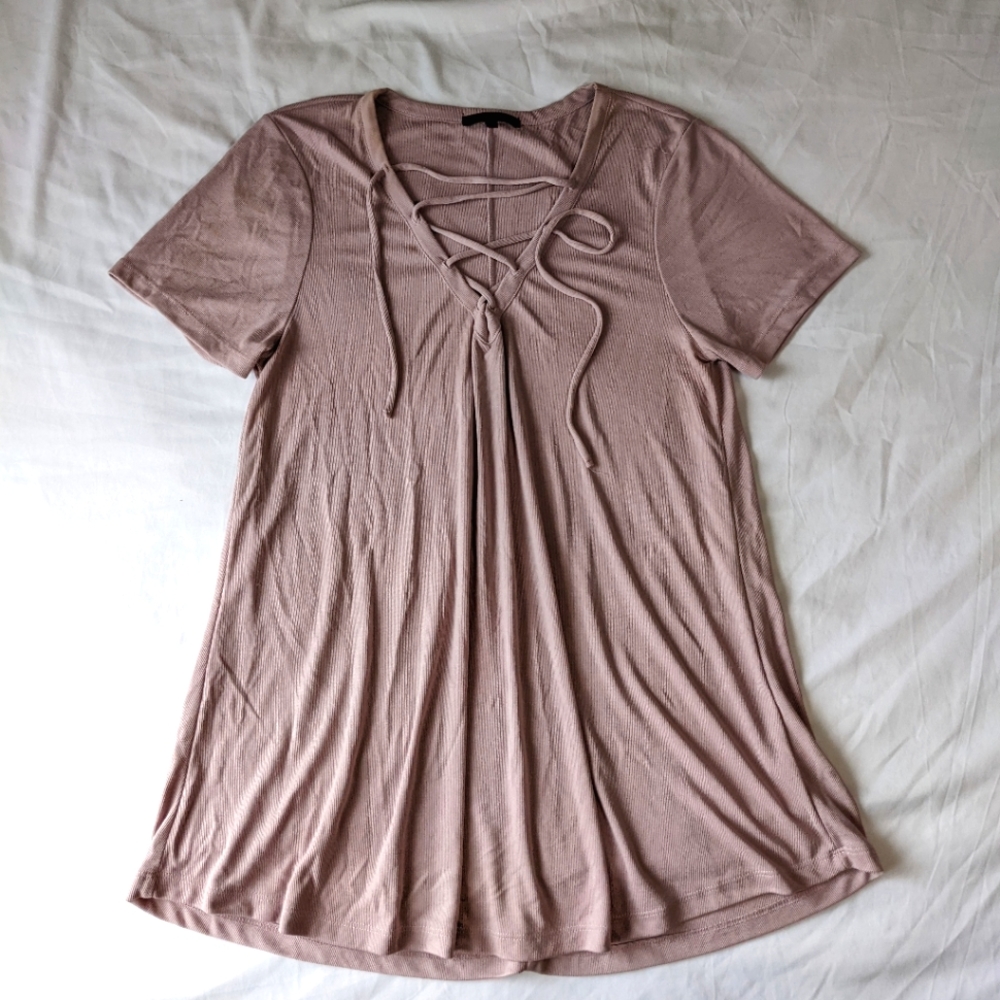 BKE Red Tie Chest Nude Pink Tunic Length Top Neutral Minimalist Size Large